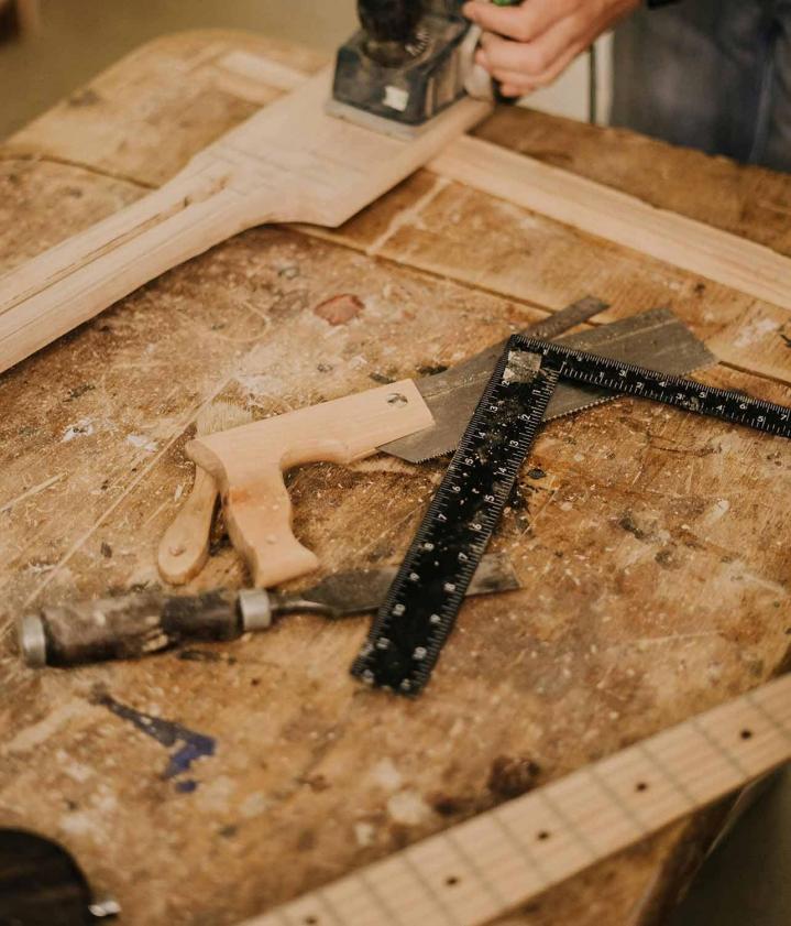 Fabrication de guitare La Celle-Saint-Cloud