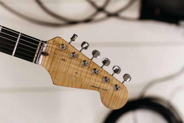 Manche guitare La Celle-Saint-Cloud